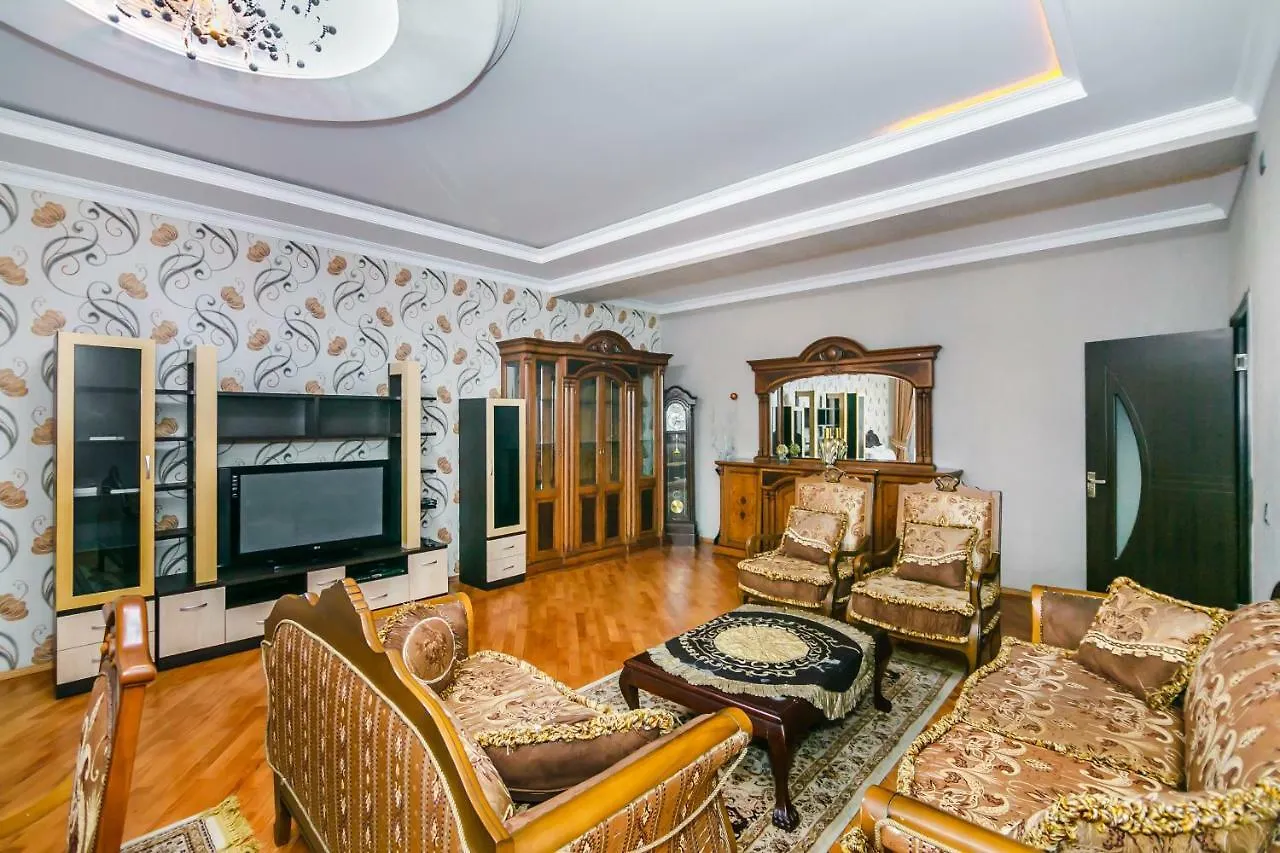 Apartment On Bolmart Μπακού